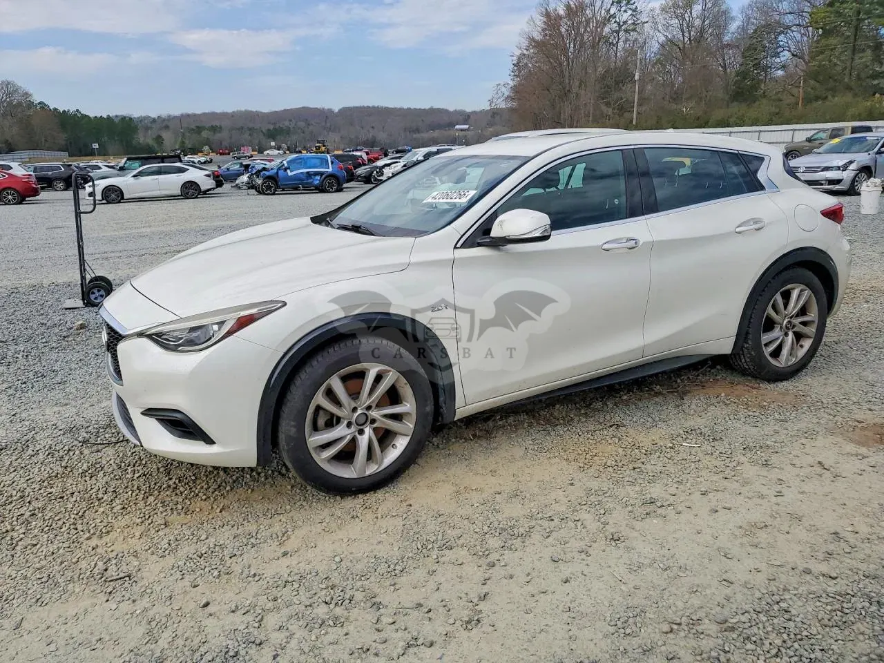 Infiniti QX30 2.0L 4 2017