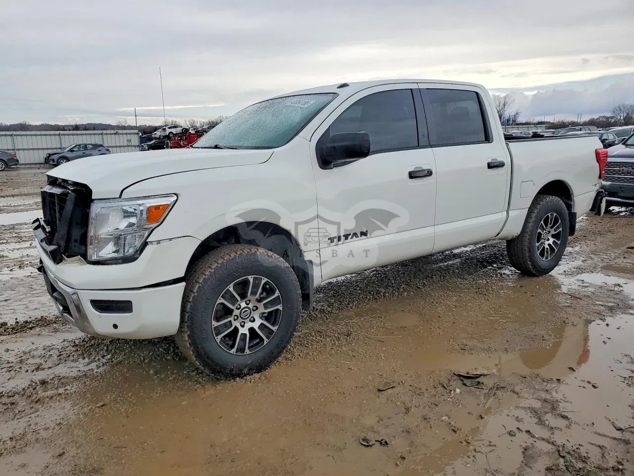 Nissan Titan 5.6L 8 2021