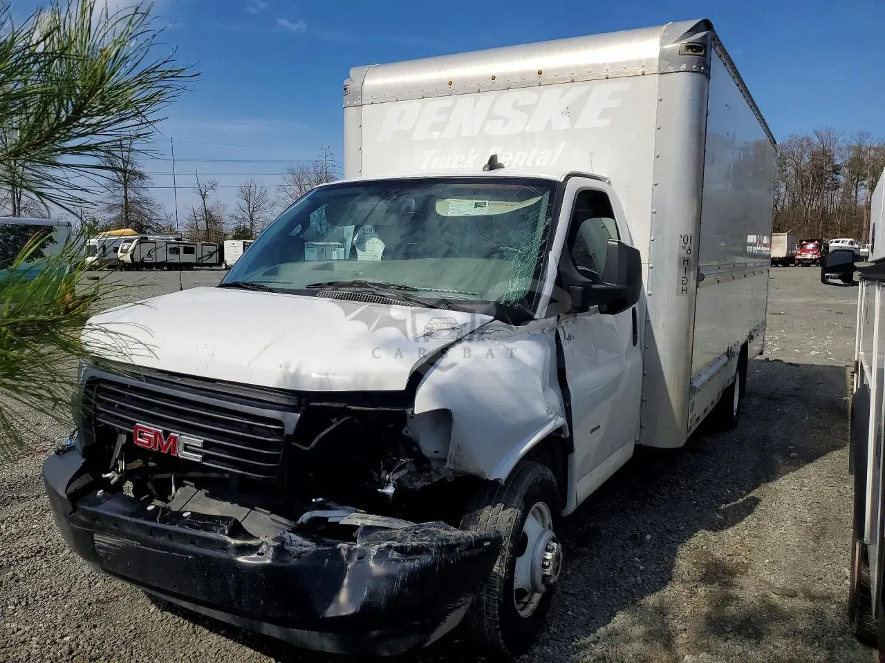 GMC Savana 6.6L 8 2023