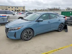 Nissan Sentra 2.0L 4 2025
