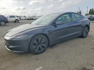Tesla Model 3 2025