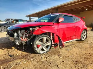 Hyundai Veloster 1.6L 4 2013