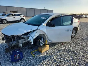 Nissan Sentra 1.8L 4 2014