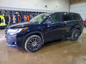 Toyota Highlander 3.5L 6 2017