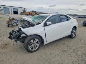 Toyota Corolla 1.8L 4 2015