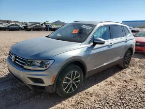 Volkswagen Tiguan SE 2.0L 4 2021