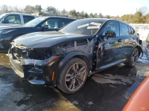 BMW X4 3.0L 6 2021