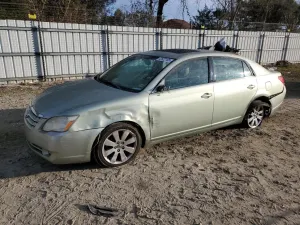 Toyota Avalon XL 3.5L 6 2005