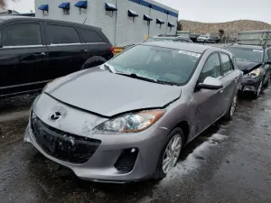 Mazda 3 2.0L 4 2012
