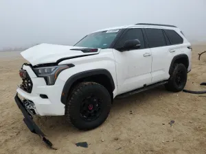 Toyota Sequoia SR5 3.4L 6 2023