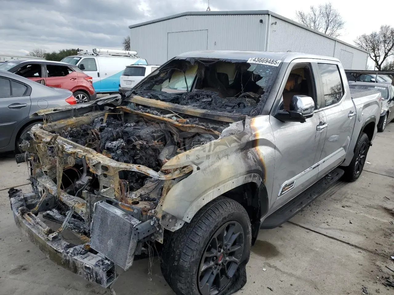 Toyota Tundra 3.4L 6 2025