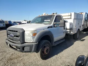 Ford F-450 6.8L 10 2012