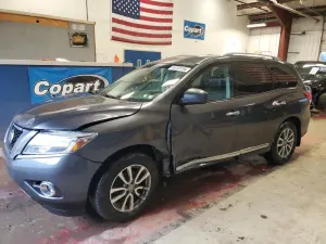 Nissan Pathfinder S 3.5L 6 2014