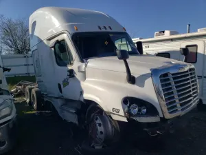 Freightliner Cascadia 14.8L 6 2015