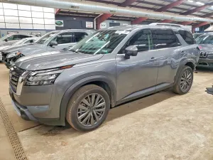 Nissan Pathfinder 3.5L 6 2025