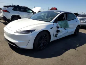 Tesla Model 3 2024