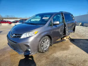 Toyota Sienna 3.5L 6 2018