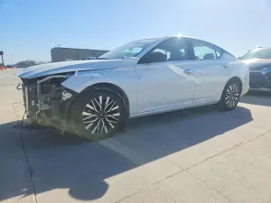 Nissan Altima 2.5L 4 2025