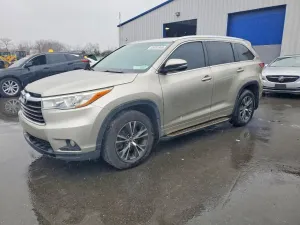 Toyota Highlander 3.5L 6 2016