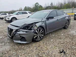 Nissan Altima 2.5L 4 2019