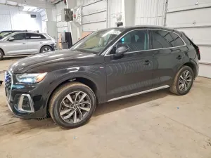 Audi Q5 2.0L 4 2024