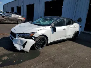 Nissan Sentra 2.0L 4 2025