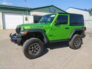 Jeep Wrangler 2.0L 4 2025