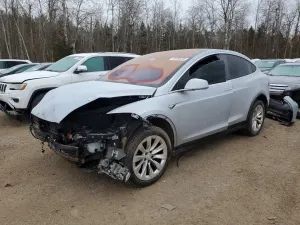 Tesla Model X 2018