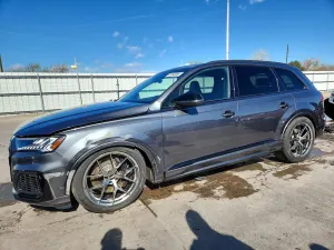 Audi SQ7 4.0L 8 2021