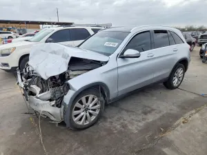 Mercedes-Benz GLC 2.0L 4 2020