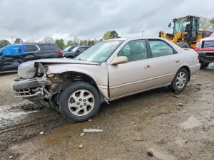 Toyota Camry 3.0L 6 1999