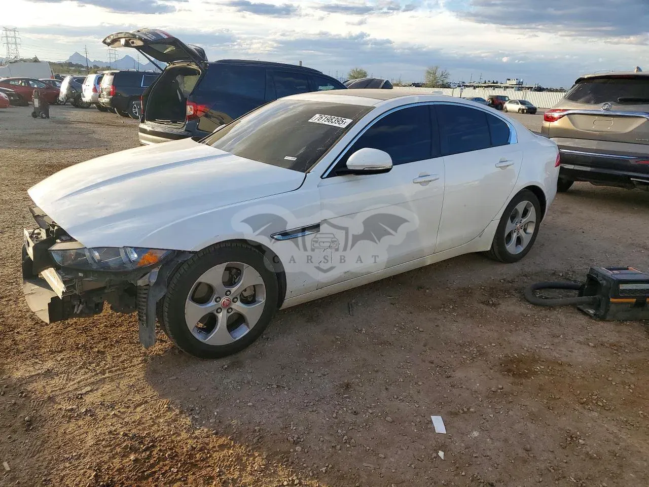 Jaguar XE 2.0L 4 2018