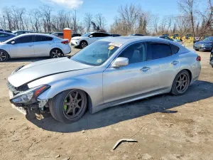 Infiniti M37 3.7L 6 2011