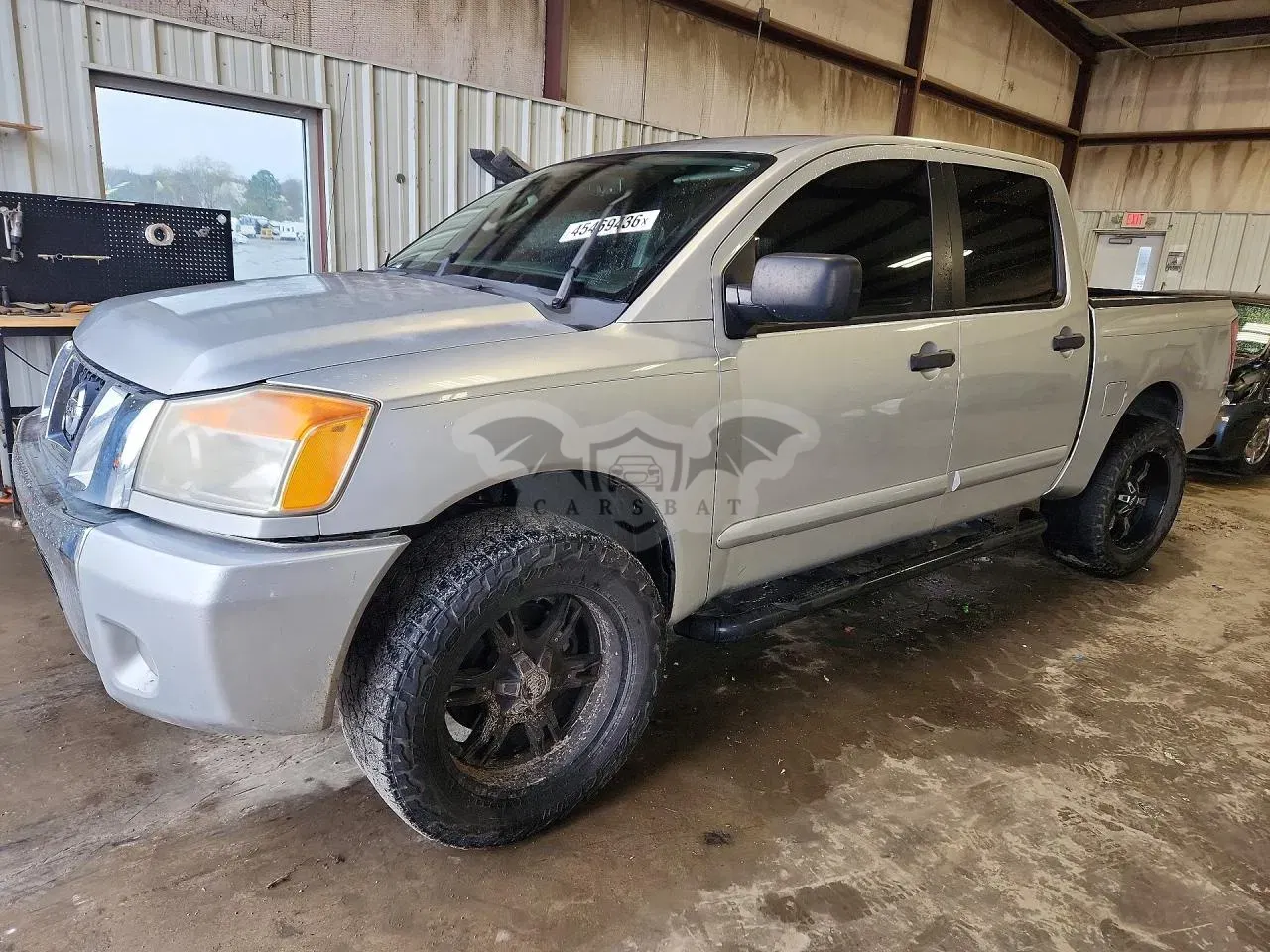 Nissan Titan 5.6L 8 2010
