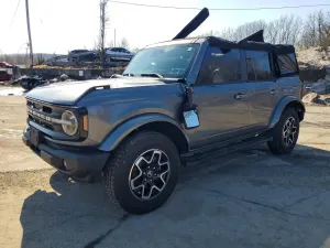 Ford Bronco 2.3L 4 2024