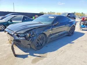 Ford Mustang 5.0L 8 2017