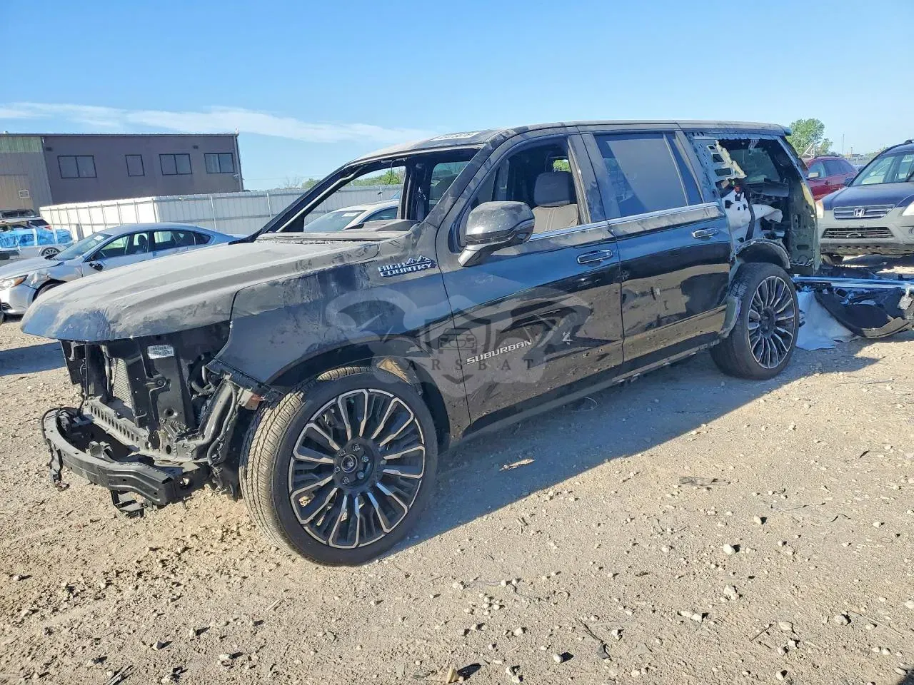 Chevrolet Suburban 6.2L 8 2025