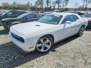 Dodge Challenger 5.7L 8 2012
