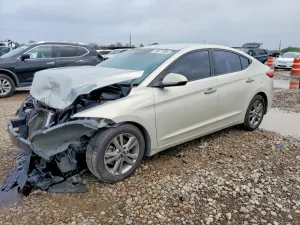 Hyundai Elantra 2.0L 4 2017