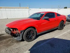 Ford Mustang 3.7L 6 2011