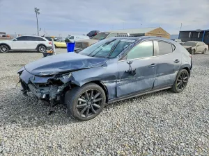 Mazda 3 2.5L 4 2024