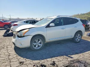 Nissan Rogue 2.5L 4 2011