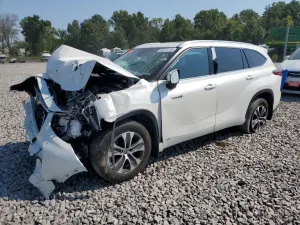 Toyota Highlander 2.5L 4 2021