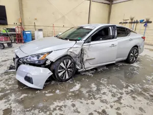 Nissan Altima 2.5L 4 2021