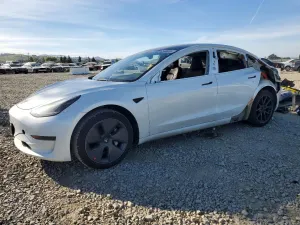 Tesla Model 3 2023