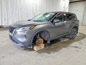 Nissan Rogue 2.5L 4 2021