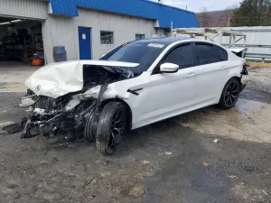 BMW M5 4.4L 8 2022