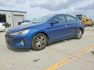 Hyundai Elantra 2.0L 4 2020