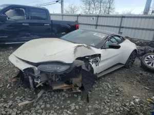 Aston Martin Vantage 4.0L 8 2019