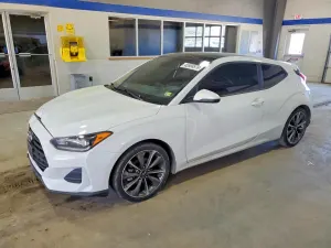 Hyundai Veloster 2.0L 4 2020
